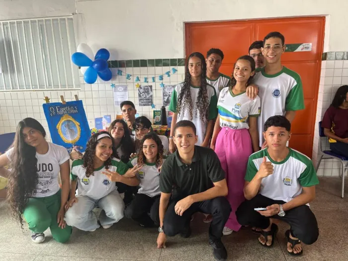 Circuito Literário na escola Maria de Lourdes Rebelo reforça os benefícios do Clube de Leitura Seduc