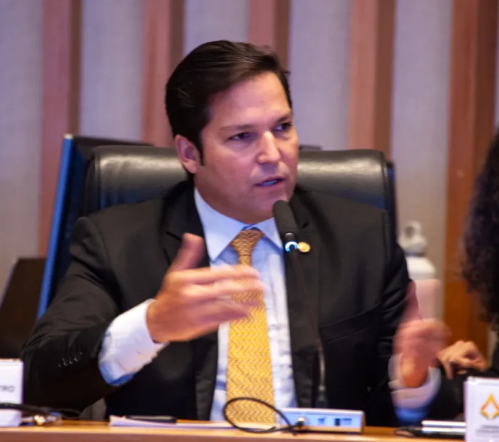 Campanha de combate ao preconceito contra mulheres no trânsito segue para sanção