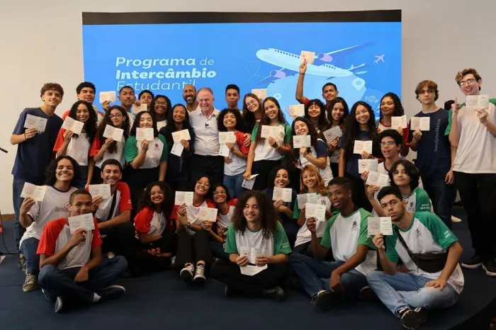 Estudantes do Intercâmbio Sedu 2024 embarcam para os EUA nesta sexta-feira (06)
