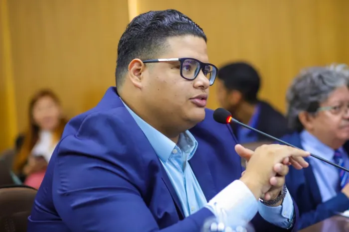 Marlon Botão requere da Prefeitura intervenção no transporte público de São Luís