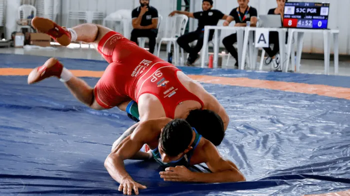 Santos e S. J. dos Campos levam as primeiras medalhas de ouro