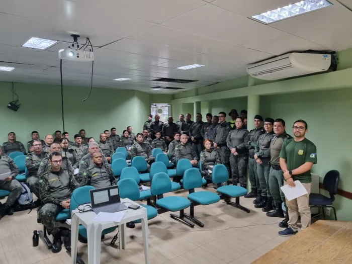 Semace capacita policiais militares para reforçar fiscalização ambiental no Ceará