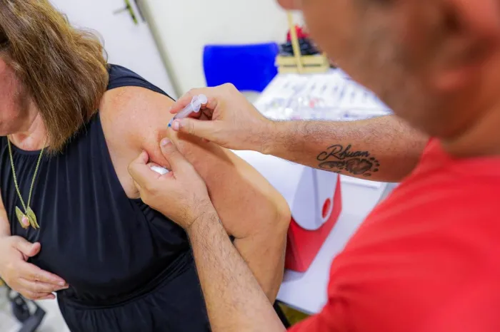 Câmara promove ação em alusão ao Dezembro Vermelho