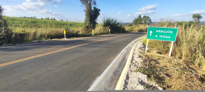 Governo de Minas fomenta infraestrutura pública municipal com Programa de Doação de Materiais e Convênios