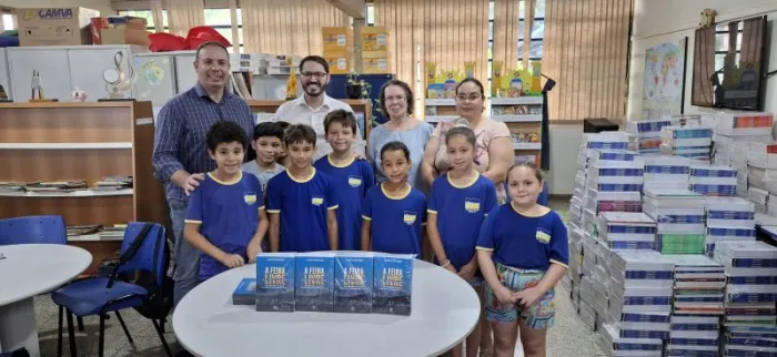 Obra de Ilson Venâncio, sobre a Feira Livre, fará parte do acervo das Escolas Municipais de Dourados