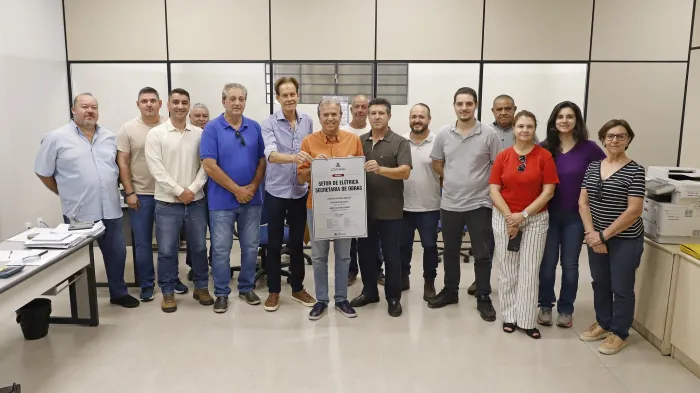 Barracão do setor de manutenção elétrica é transformado com reforma