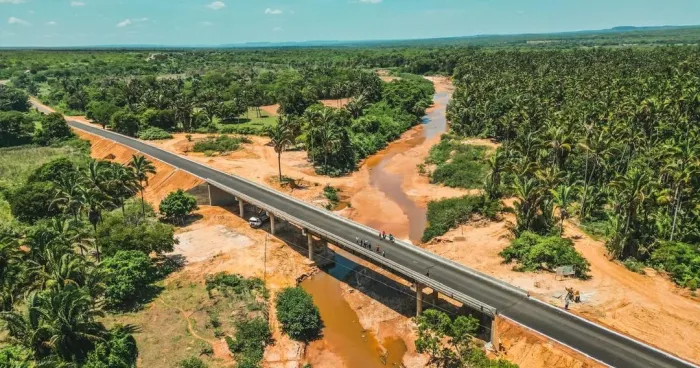 Governo do Piauí conclui construção de ponte e facilita acesso à cidade de Canavieira