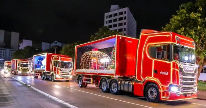 Caravana de Natal da Coca-Cola passa pelo Dourados Brilha neste sábado (14)