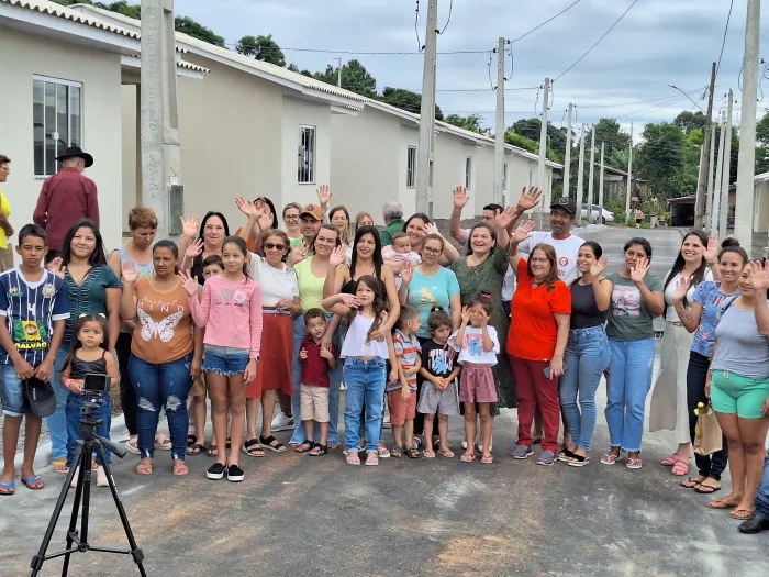 Governo do Estado entrega casas em Coronel Martins