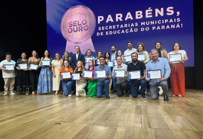 Piraí do Sul recebe Selo Ouro, prêmio que reconhece a qualidade da educação municipal