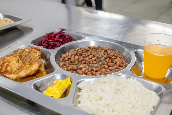 Restaurante Popular de Petrolina aposta em variedade no cardápio e planejamento nutricional
