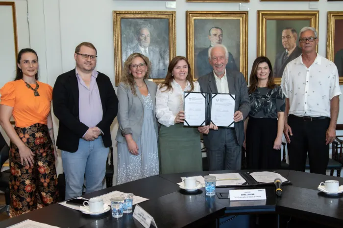 Estado amplia pesquisa e extensão voltadas a pessoas idosas para 117 municípios