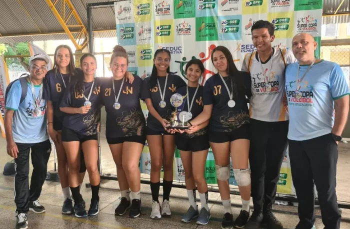 Super Copa de Voleibol 2024 reúne estudantes e celebra incentivo ao esporte nas escolas estaduais
