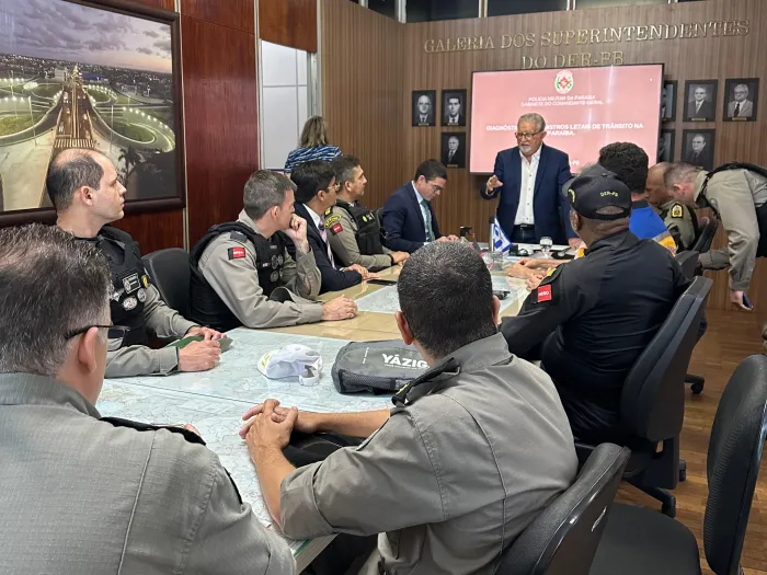 DER e Polícia Militar assinam convênio para fiscalização das rodovias do Estado