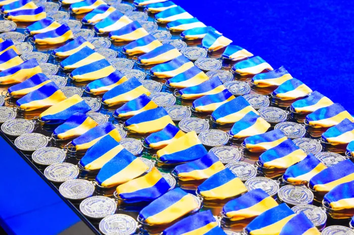 Lista de agraciados pela Medalha Simão Estácio da Silveira conta com 104 personalidades