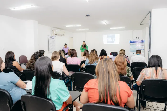 Governo capacita profissionais das UPAS e de Hospitais de Urgência e Emergência para ampliação das Salas Lilás