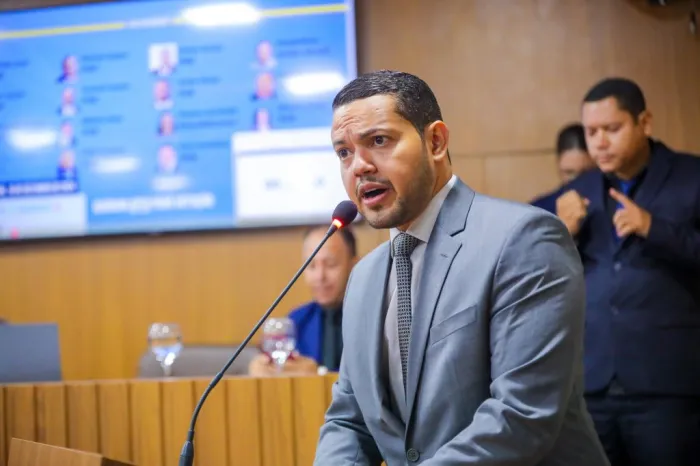 Vereador Octávio Soeiro defende transparência no orçamento e valorização de controladores municipais