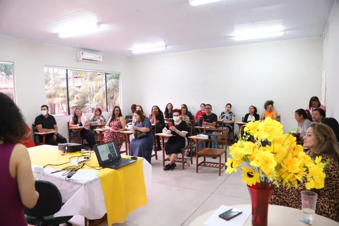 Educação conclui formação para intérpretes de Libras, reforçando educação inclusiva no Acre