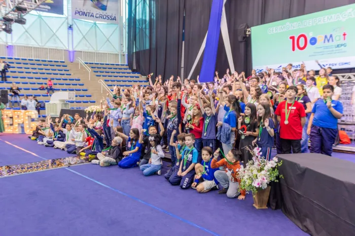 UEPG premia quase 400 alunos na OPMat 2024