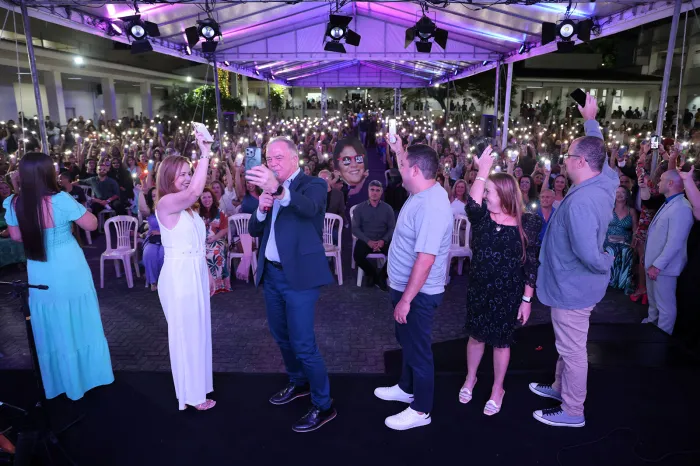 Formatura no CEET Vasco Coutinho celebra a qualificação profissional de 429 alunos