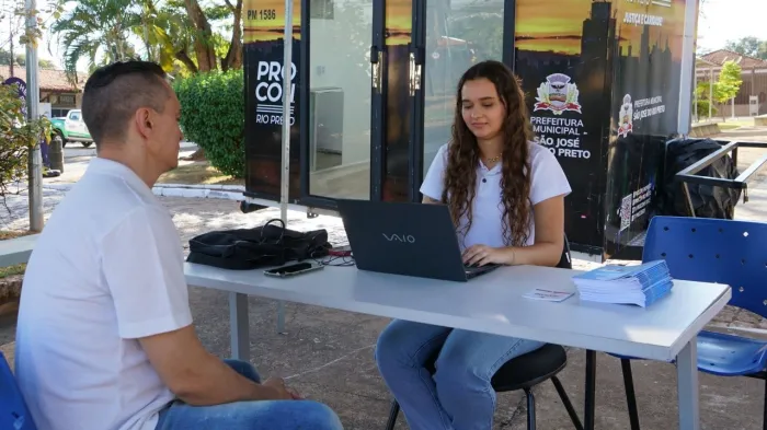 Procon Móvel tem seu último compromisso de 2023 na feira do Solo