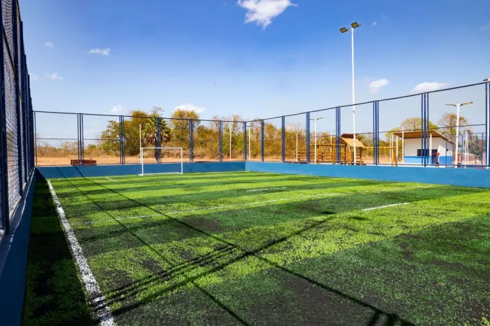 Seinfra constrói praças públicas e executa obras de pavimentação em todo Piauí