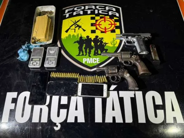 Polícia Militar captura quatro homens, apreende armas, drogas e veículo adulterado em Tauá