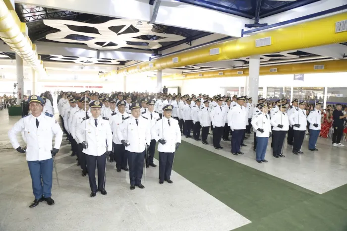Em Sobral, 271 policiais e sete bombeiros militares são promovidos pelo Governo do Ceará