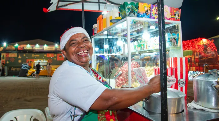 A ambulante Lucileide da Silva se diz grata pelo calendário fixo de eventos | Foto: Thiago Santos