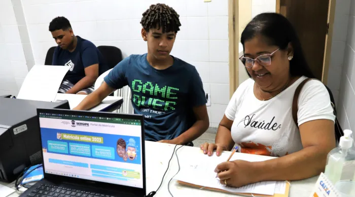 A matrícula é dividida em três fases, de forma on-line e gratuita / Foto: Maria Odília/Seduc