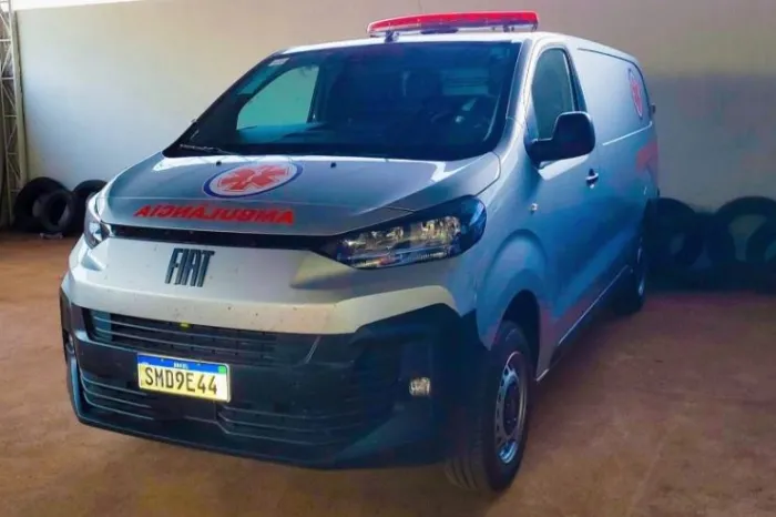 Anaurilândia recebe ambulância adquirida com emenda destinada por Caravina