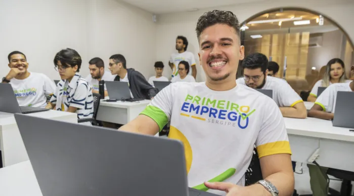 Programa Primeiro Emprego qualificou centenas de jovens e deu oportunidades de inserção no mercado de trabalho / Foto: Igor Matias