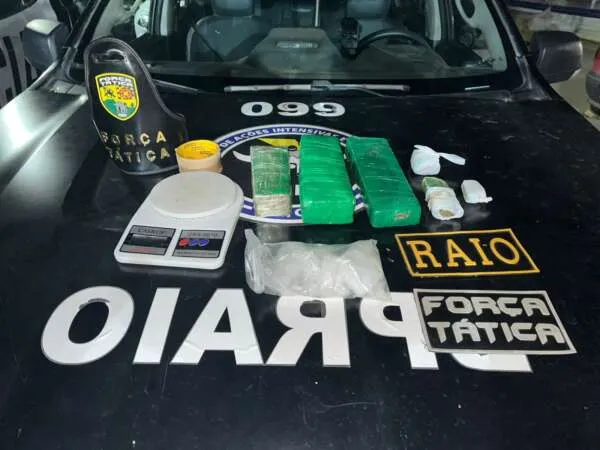 PMCE apreende quase 2 kg de maconha em residência de Crateús