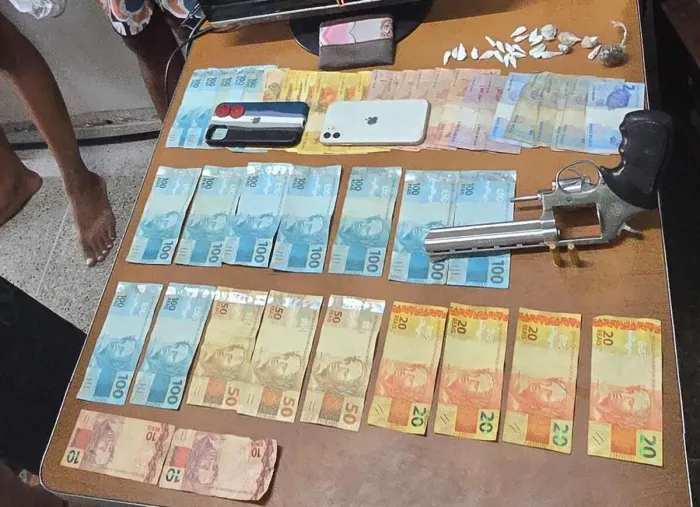 Trio é capturado pela PMCE com arma e dinheiro em Jericoacoara