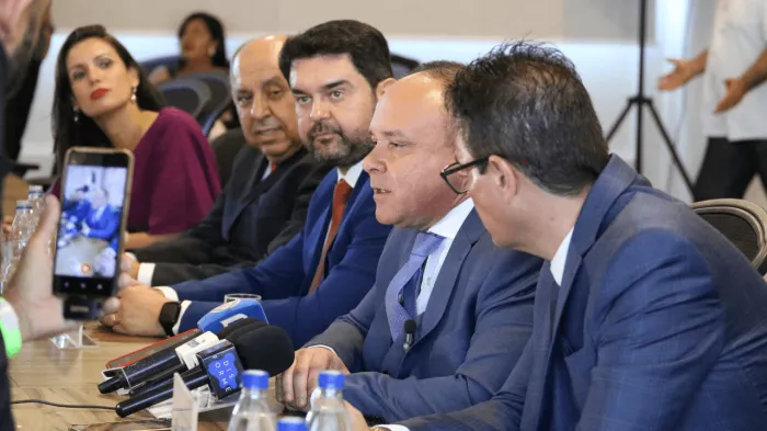 Secretários são nomeados em cerimônia no auditório da Prefeitura
