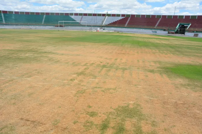Gramado do Joia da Princesa passará por revitalização para receber partida do Baianão