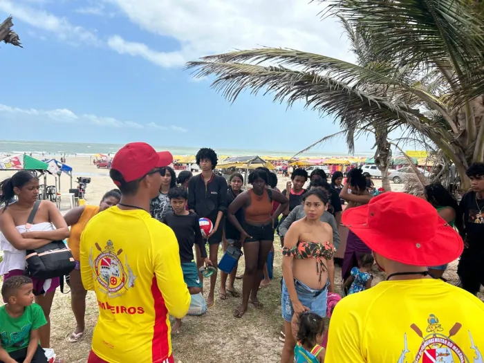 Bombeiros reforçam operação Praia Segura nas férias e alertam para cuidados no mar