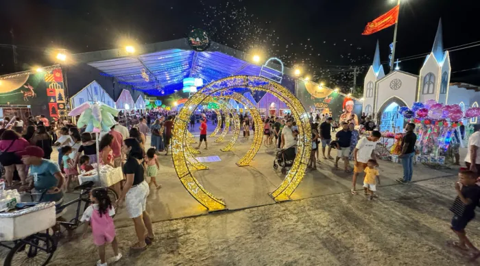 Com muita luz e encanto, a Vila do Natal Iluminado 2024 surpreende visitantes e turistas / Foto: Pietro Lobo/Setur