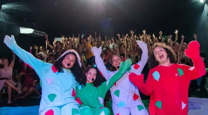 Espaços recreativos e atrações encantam público no último dia da Vila da no Natal Iluminado