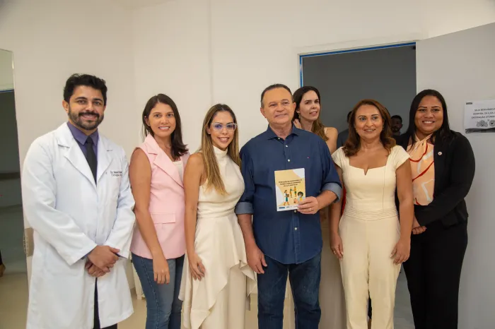 Governador Carlos Brandão visita Unidade de Tratamento de Queimados do Hospital da Ilha