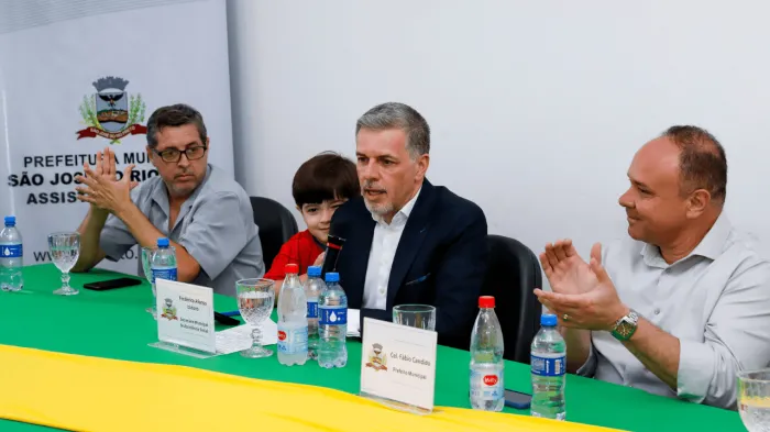 Frederico Izidoro é empossado como Secretário de Assistência Social