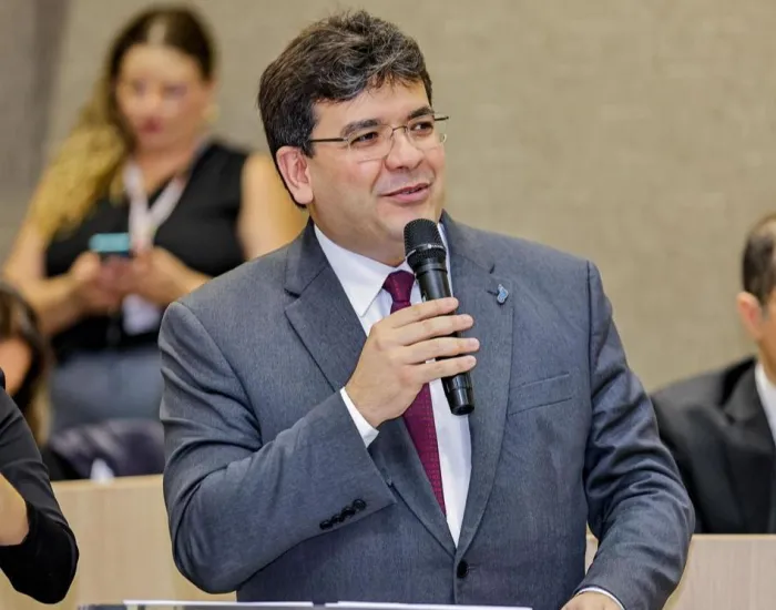 Rafael Fonteles comemora projeções para economia do Piauí em 2025: estado deve liderar crescimento no Nordeste