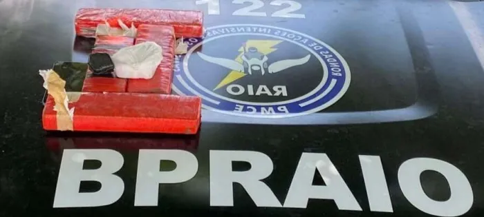 Polícia Militar apreende mais de 3 kg de maconha em Santana do Acaraú