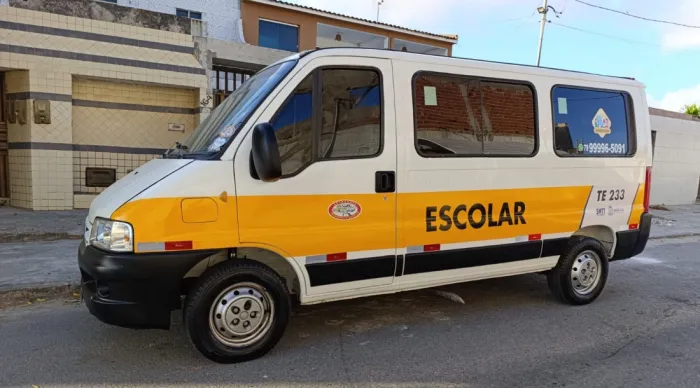 Veículos de transporte escolar devem conter tacógrafo instalado, alerta ITPS
