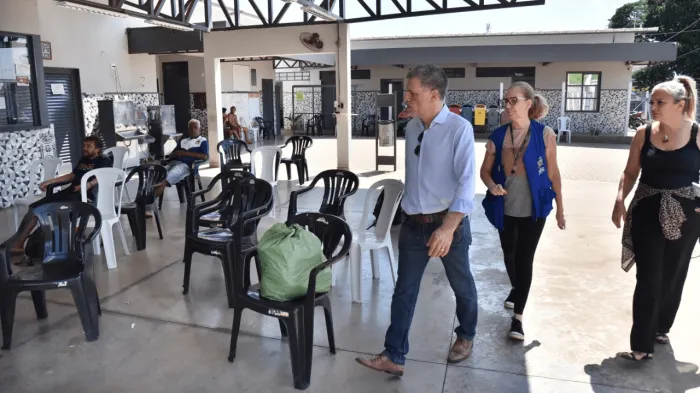 Secretário de Assistência Social visita Centro POP