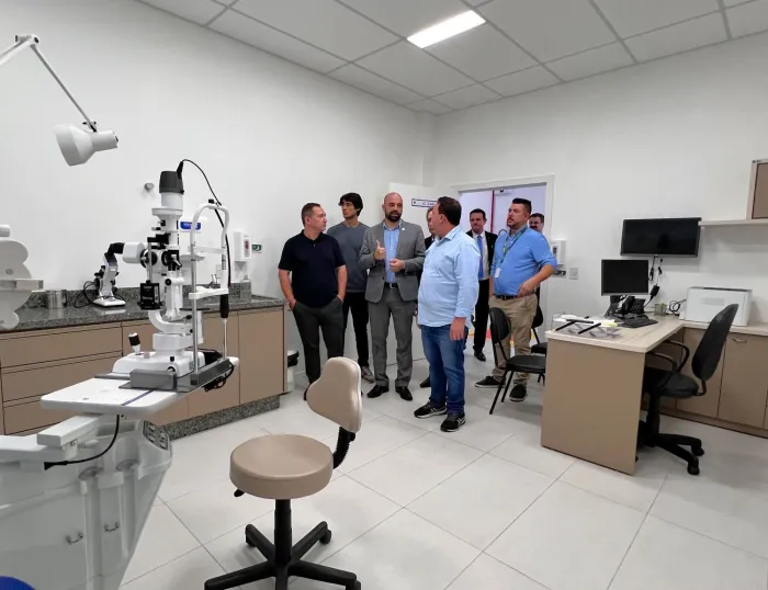 Parceria entre a SES e o município de Palhoça impulsiona cirurgias de catarata no Hospital de Olhos Lions