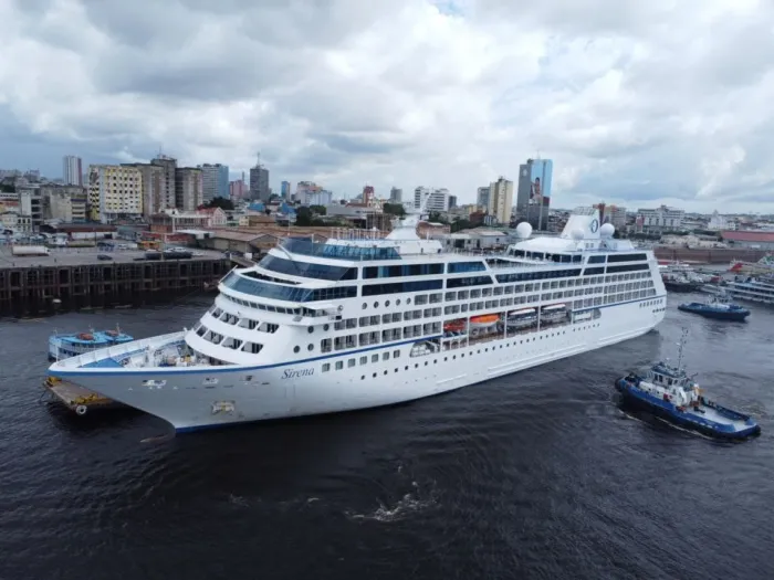 Temporada de Cruzeiro: Primeiro navio do ano chega ao Amazonas trazendo 1,2 mil turistas