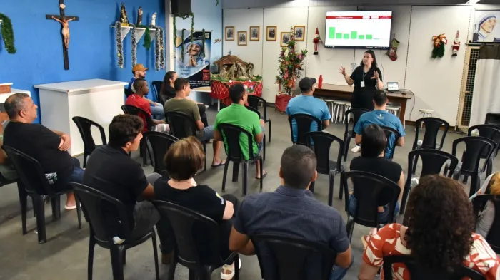 Secretário de Assistência Social acompanha atendimento no Centro POP