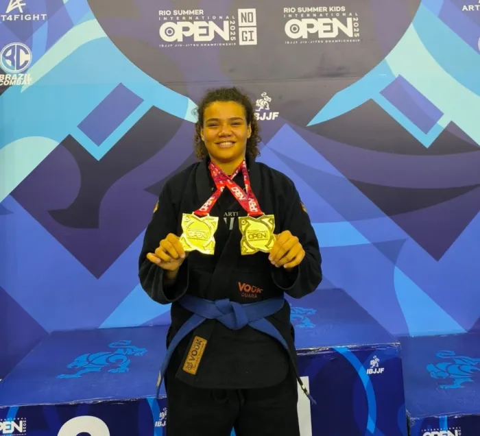 Lutadora capixaba é campeã de torneio internacional de jiu-jitsu no Rio de Janeiro