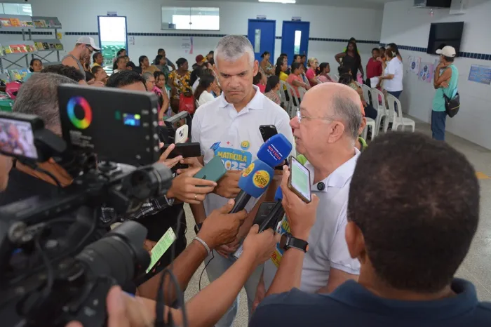 Prefeitura realiza matrículas dos novos alunos da rede municipal até o dia 20